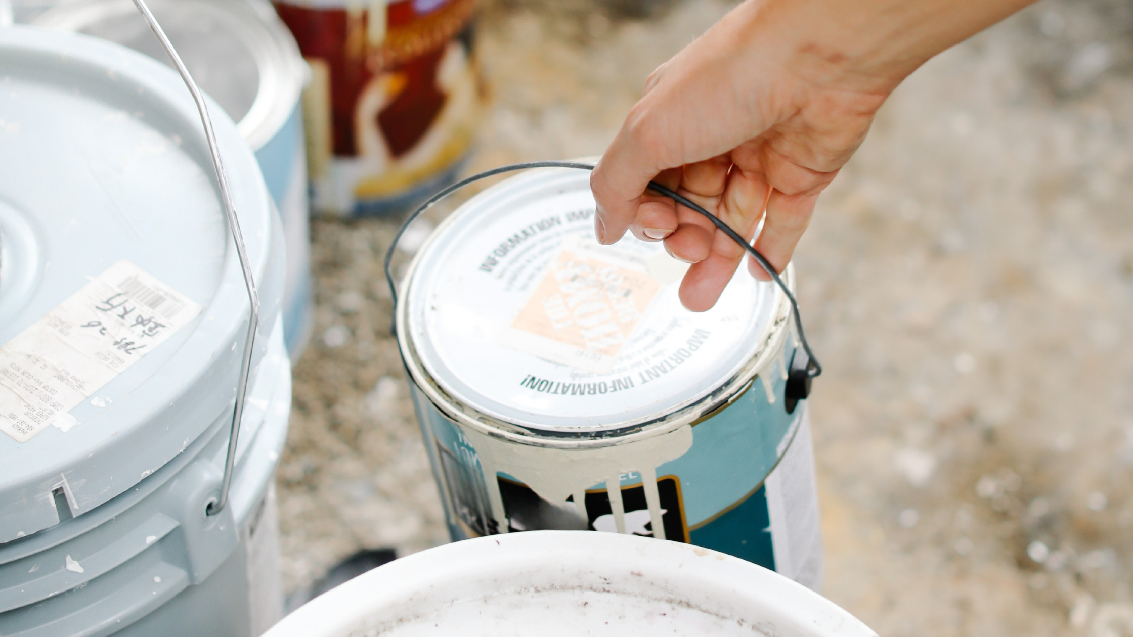 Bannière du blogue du Jour de la Terre : repensez ce que vous mettez dans votre bac bleu !